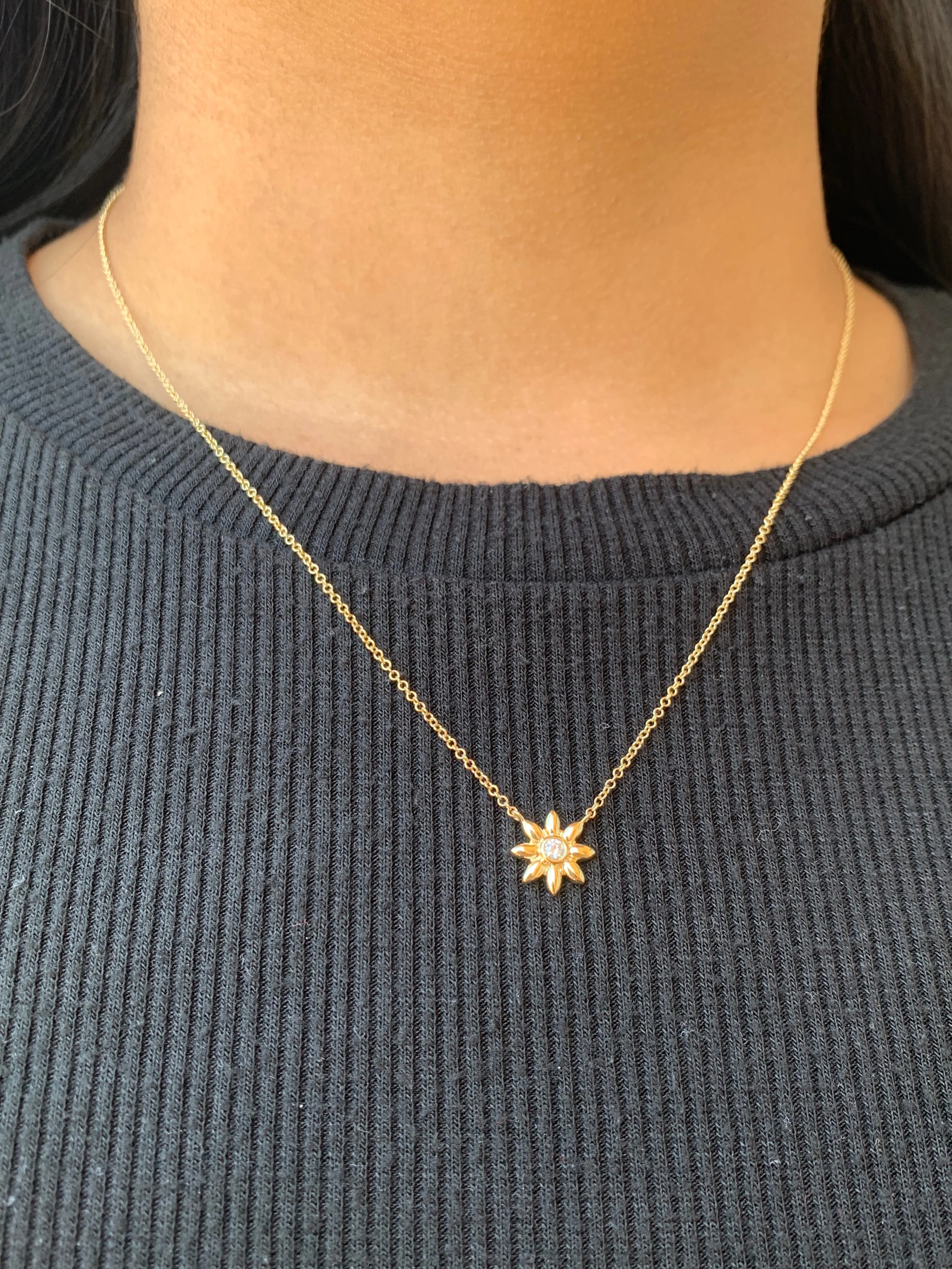 14k Gold Flower Diamond Necklace