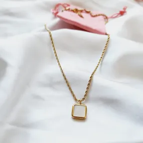 Davinia White Necklace