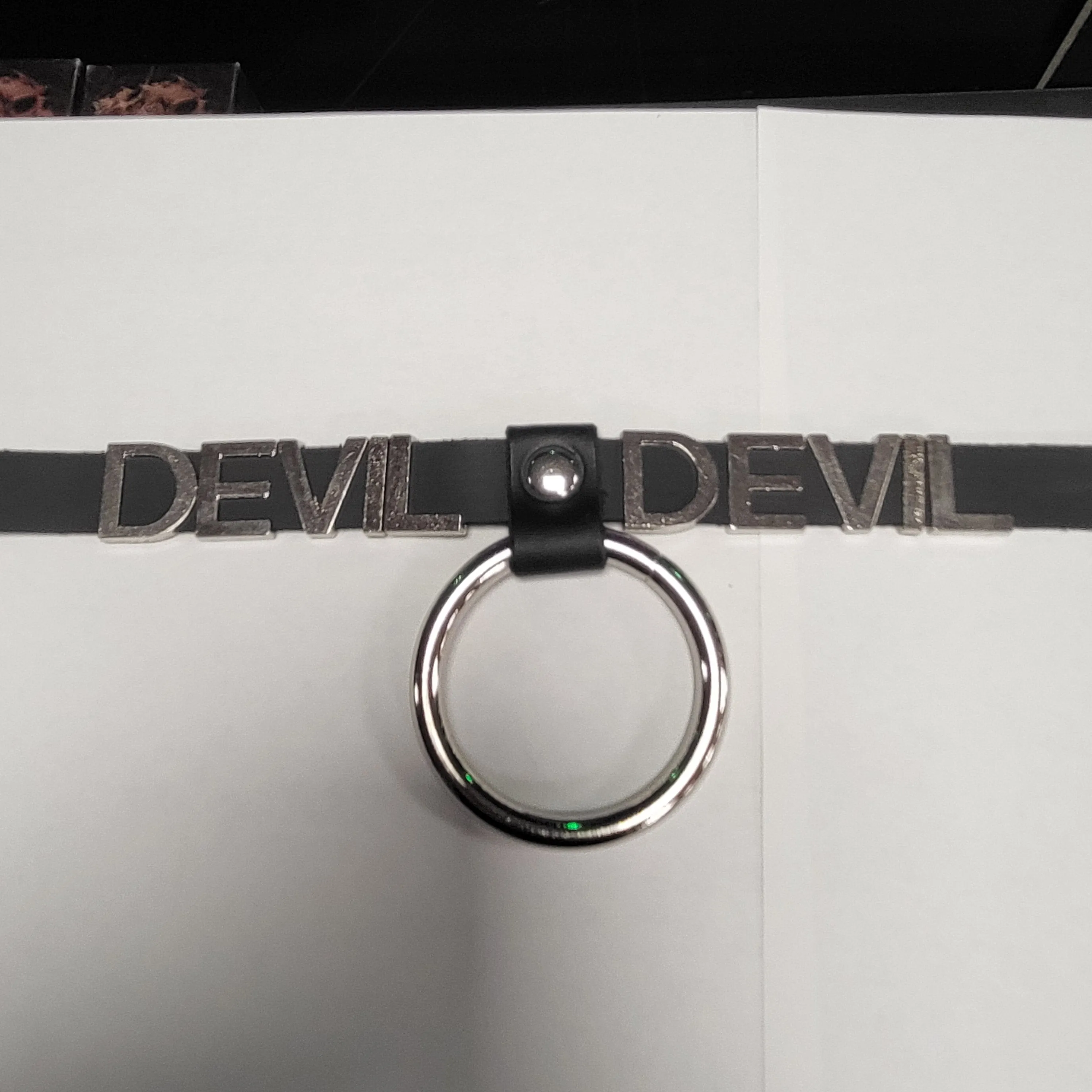 Devil collar