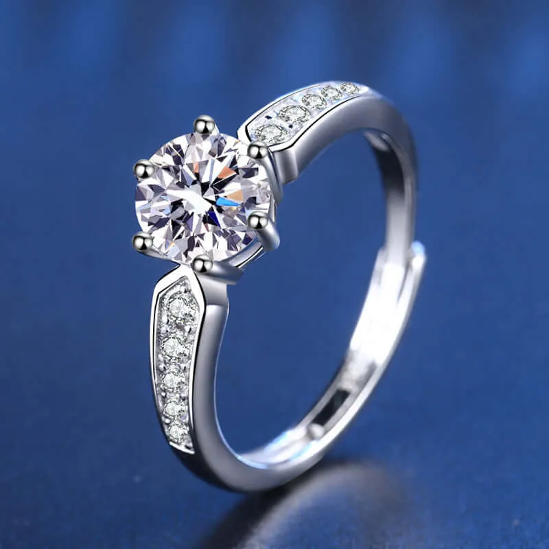 Fashion Arrow Shaped Moissanite Ring