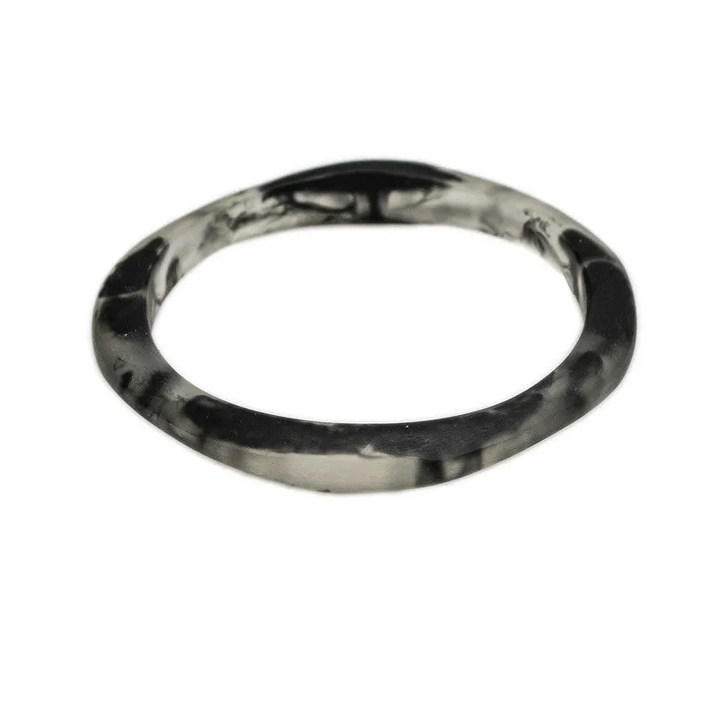 Haiku Single Resin Bangle