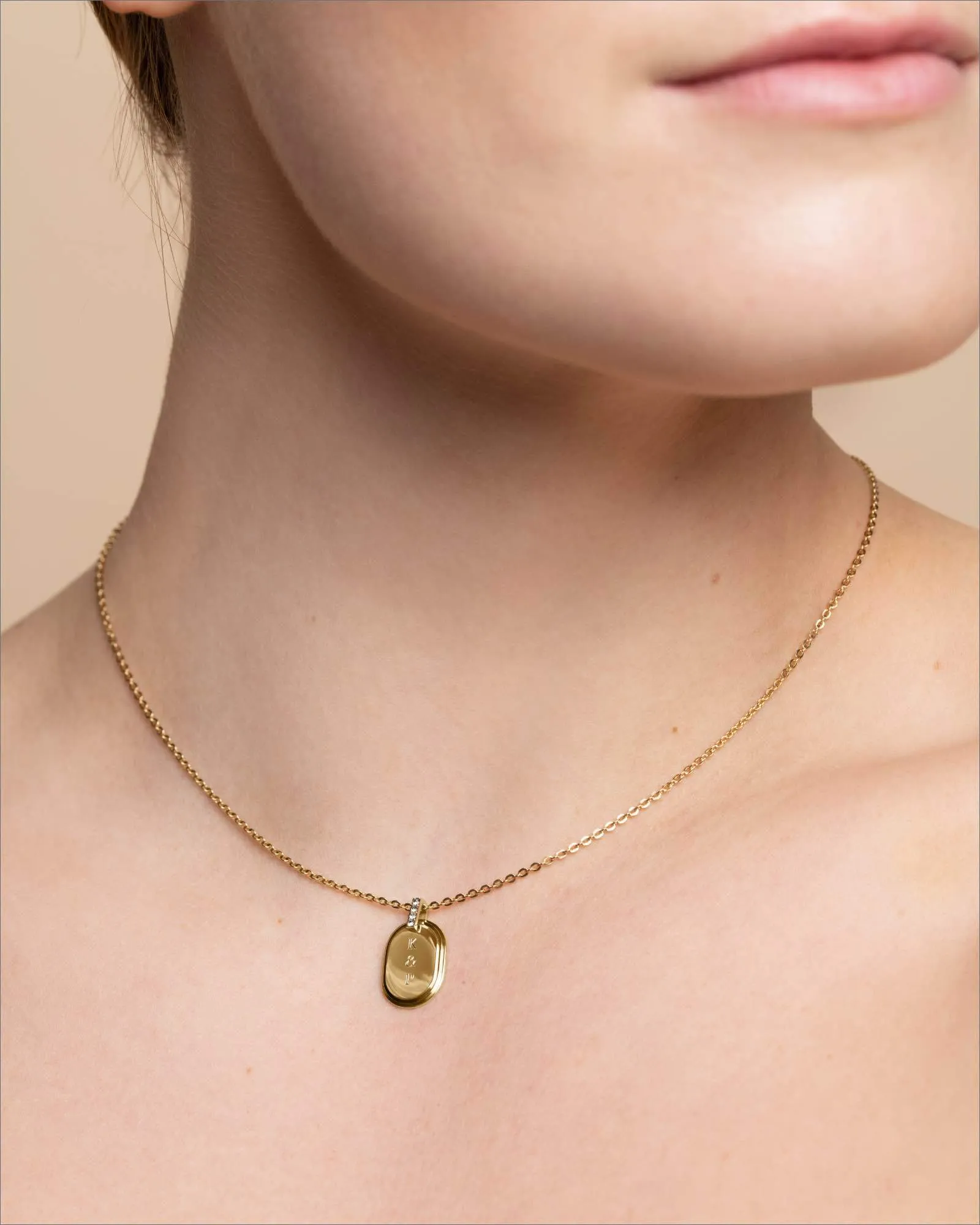 Oval Necklace