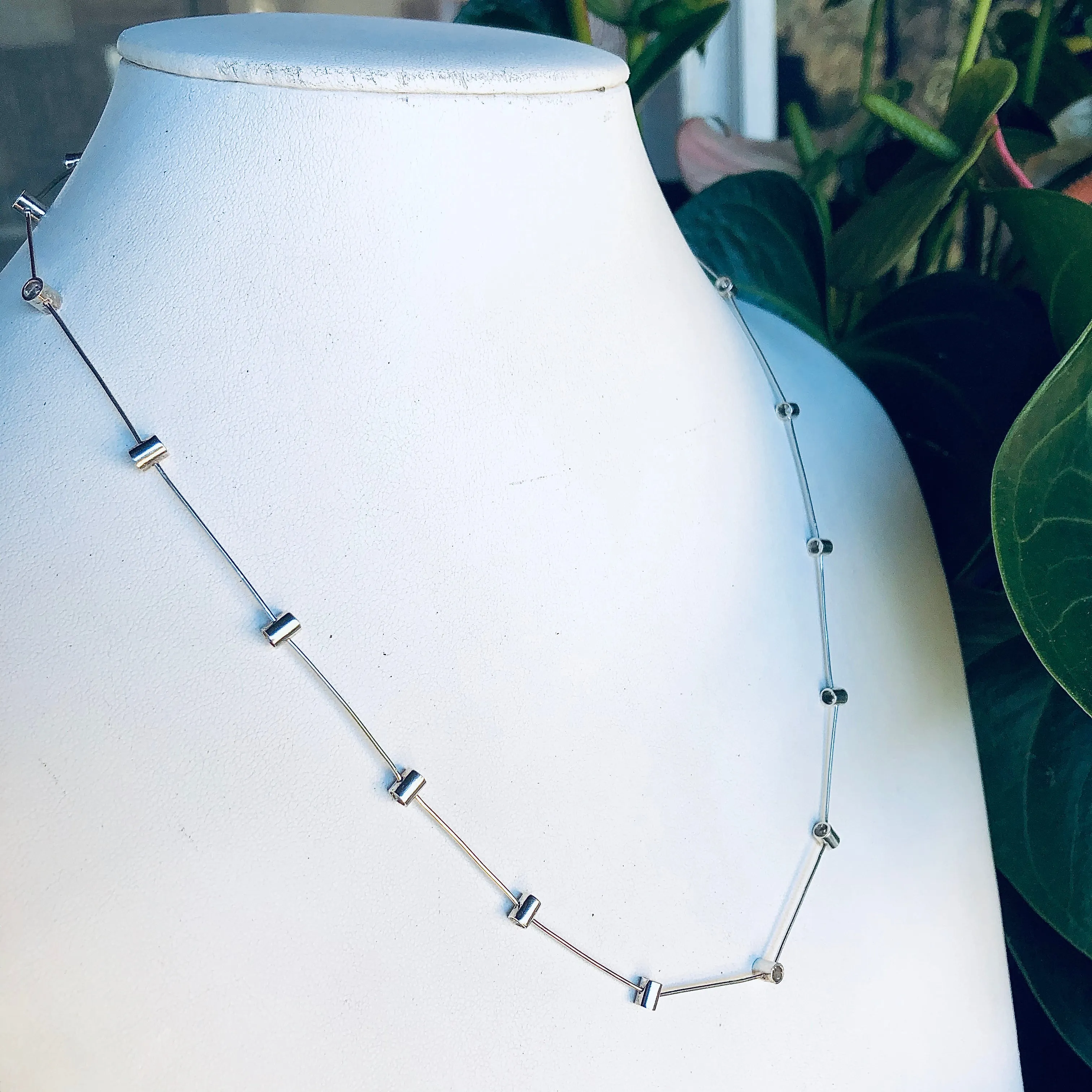 Pivot Necklace