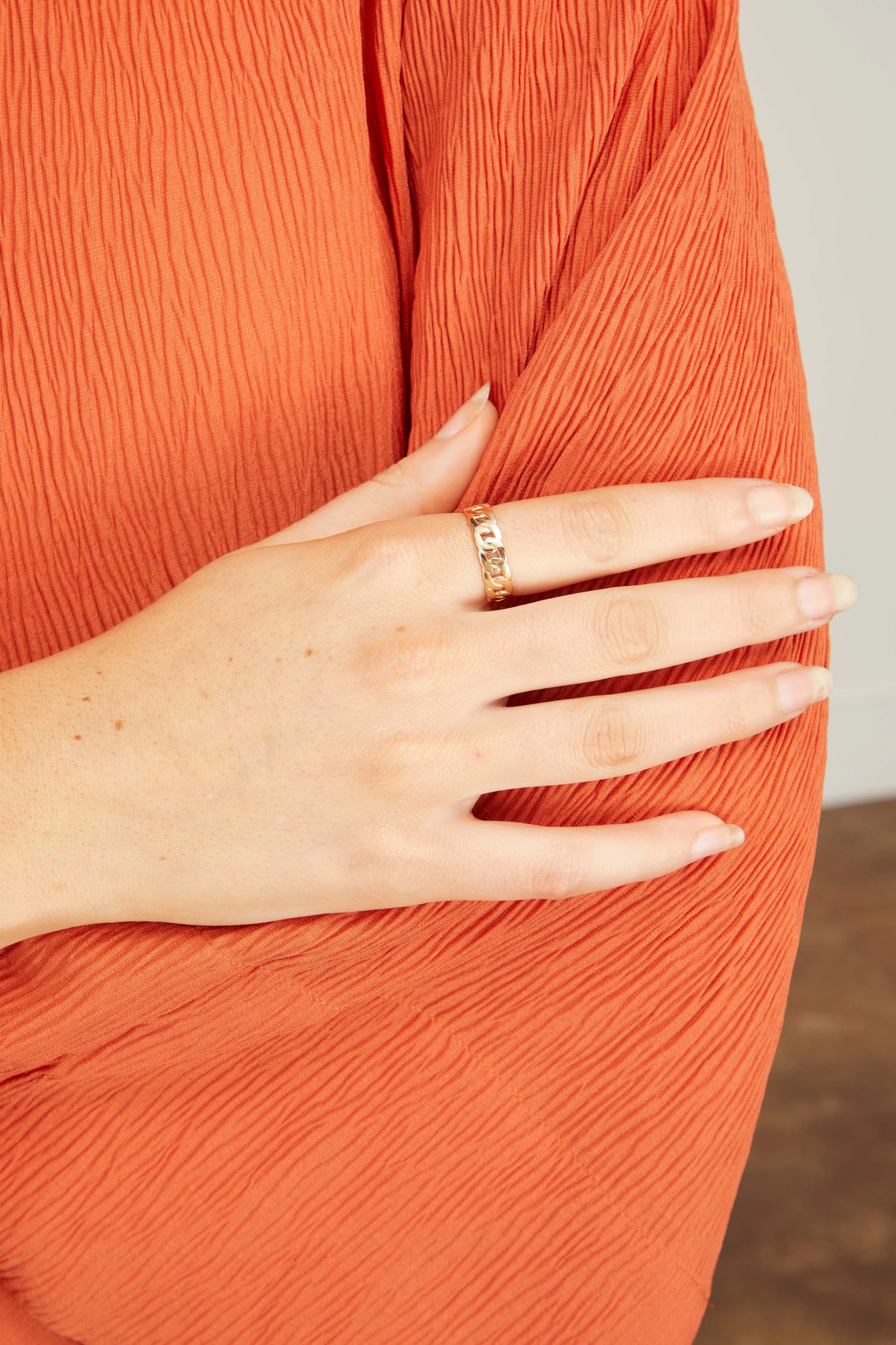 Stackable Chain Ring in 14k Yellow Gold