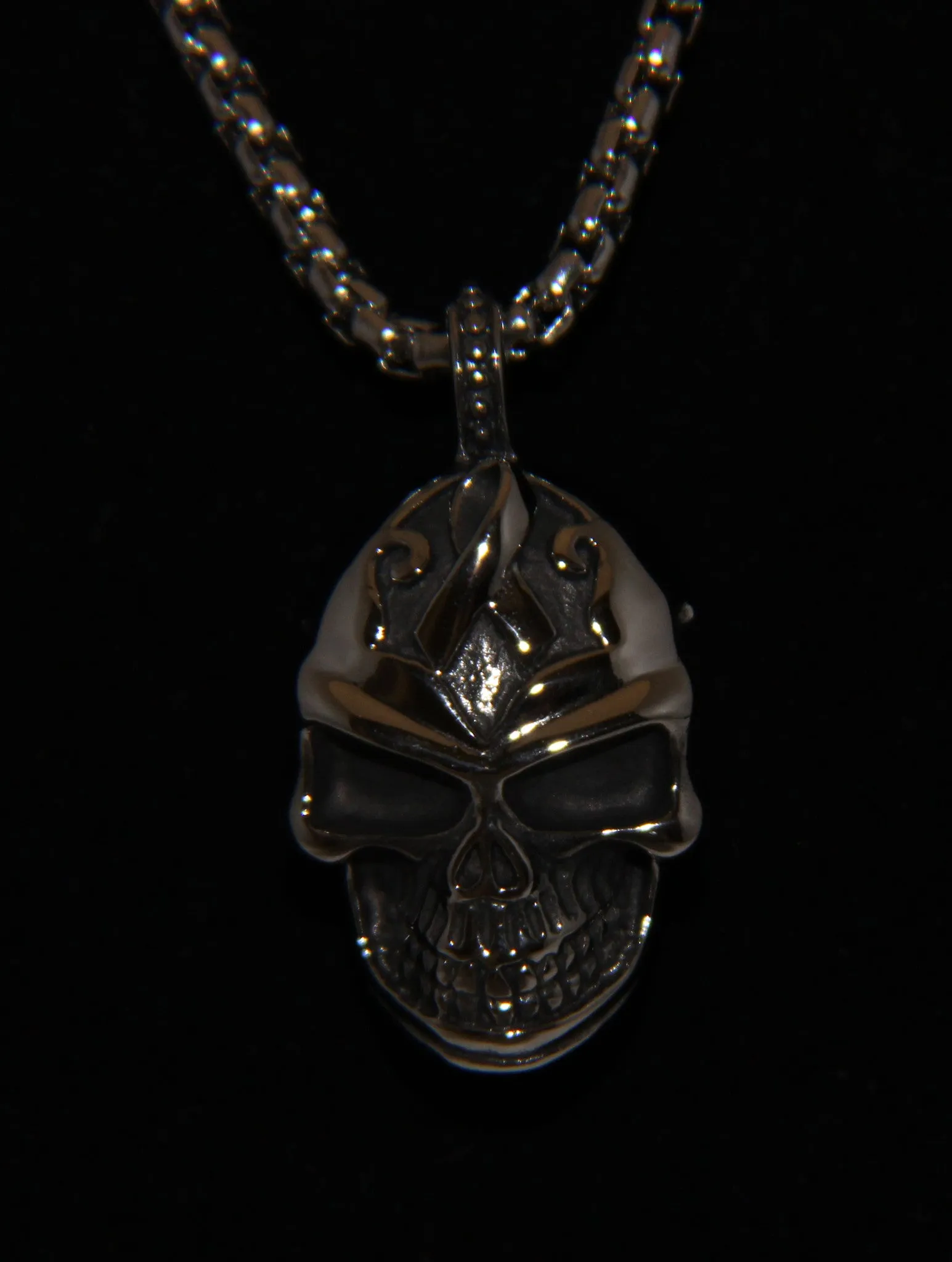 Stainless Steel Small Skull with Ribbon Pendant- UDINC0471